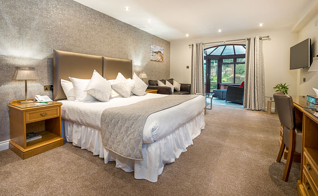 Conservatory suite
